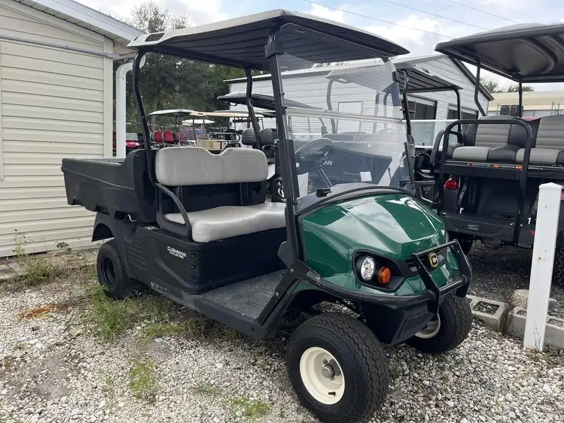 Cushman Hauler Pro ELiTE lithium work cart with 800-lb bed